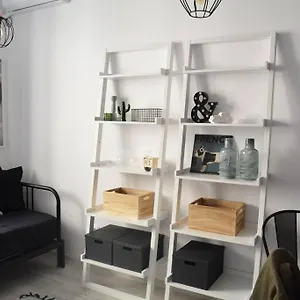 https://2-bdr-cozy-ap-near-old-town.bucharesthotelsnow.com